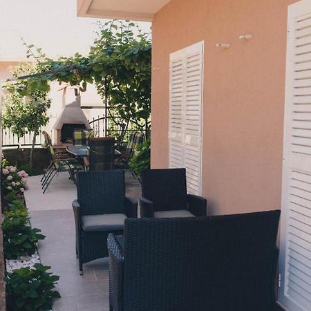 Apartments Sunny Garden Brodarica  Bilik gambar