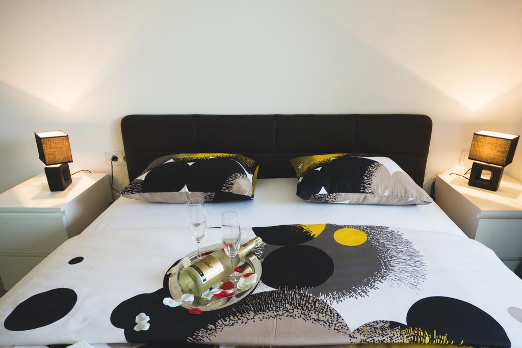 Apartments Sunny Garden Brodarica  Luaran gambar