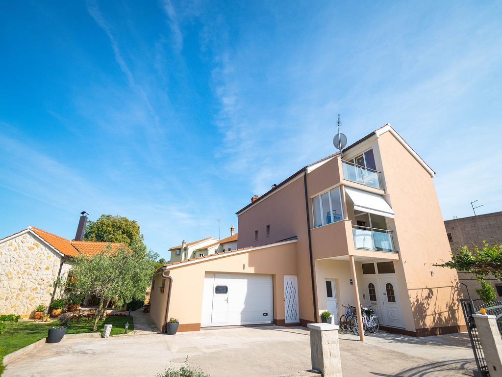 Apartments Sunny Garden Brodarica  Luaran gambar
