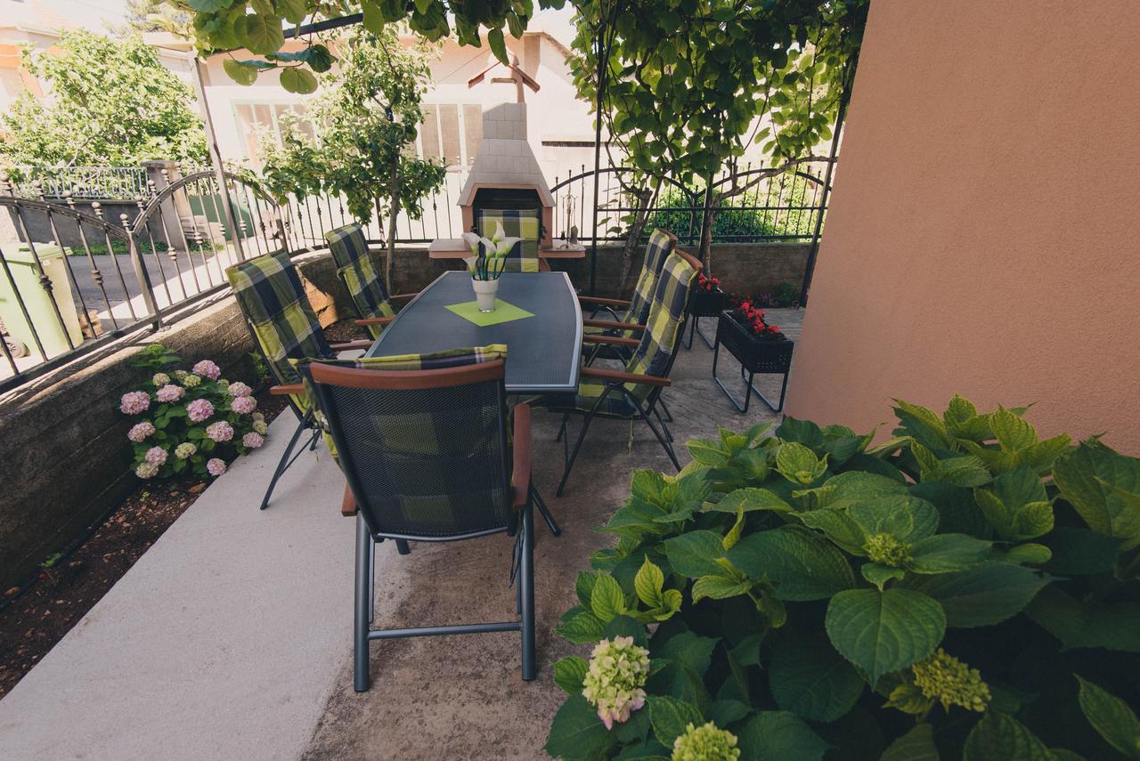 Apartments Sunny Garden Brodarica  Luaran gambar