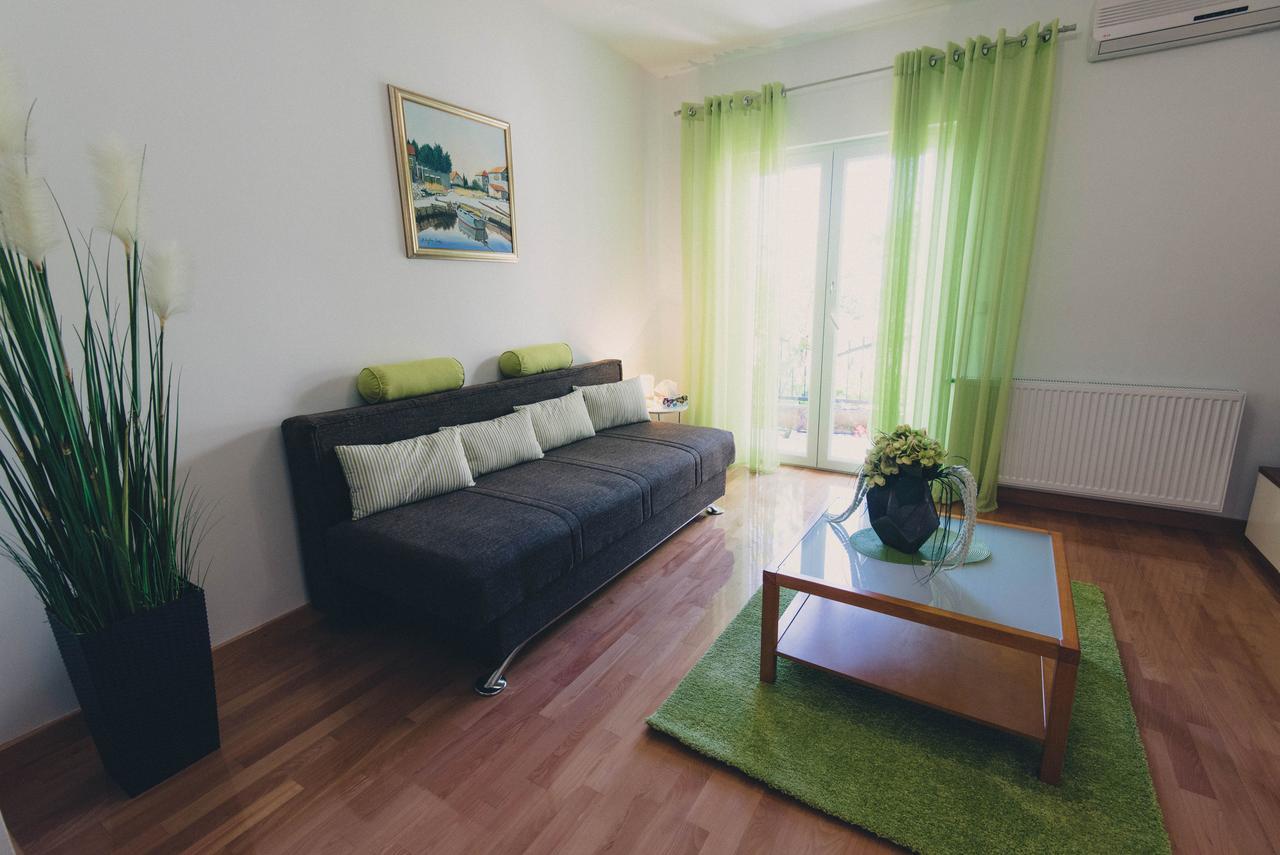 Apartments Sunny Garden Brodarica  Luaran gambar