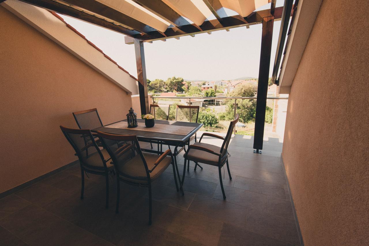 Apartments Sunny Garden Brodarica  Luaran gambar