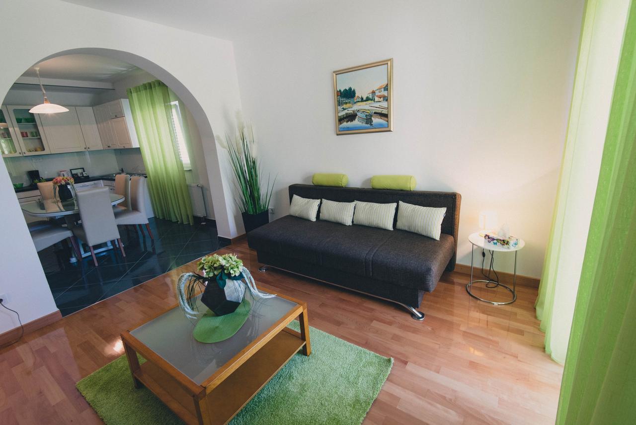 Apartments Sunny Garden Brodarica  Luaran gambar