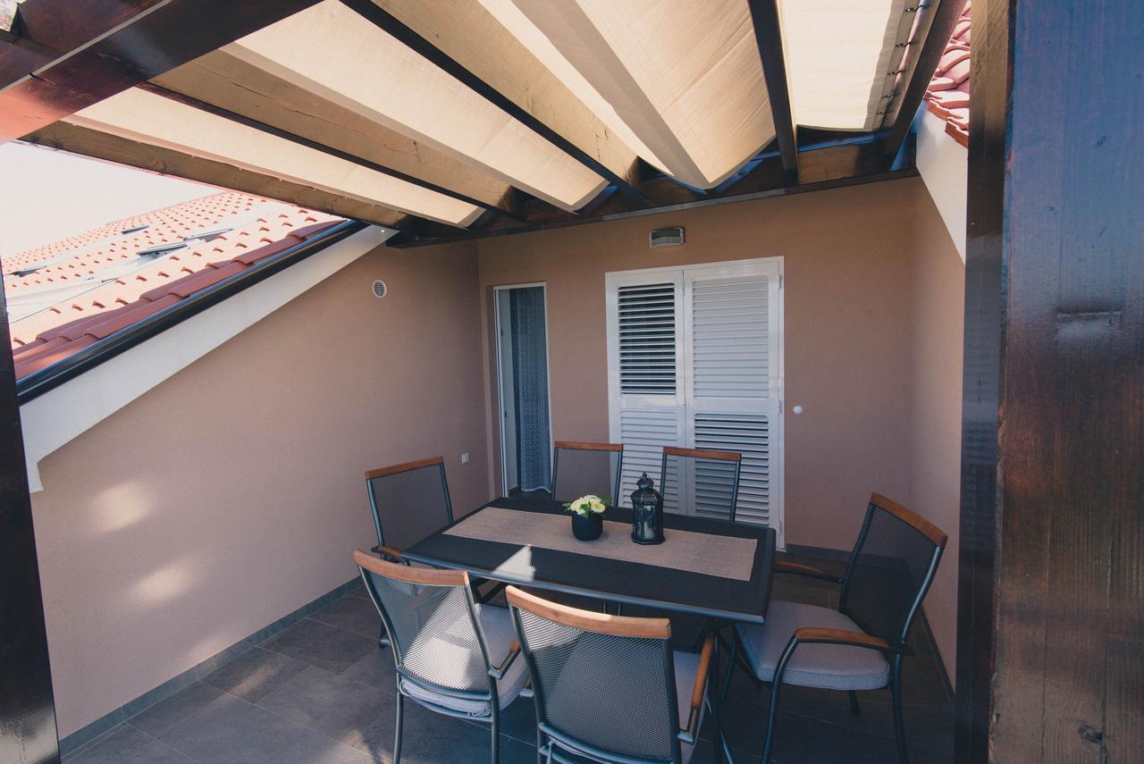 Apartments Sunny Garden Brodarica  Luaran gambar